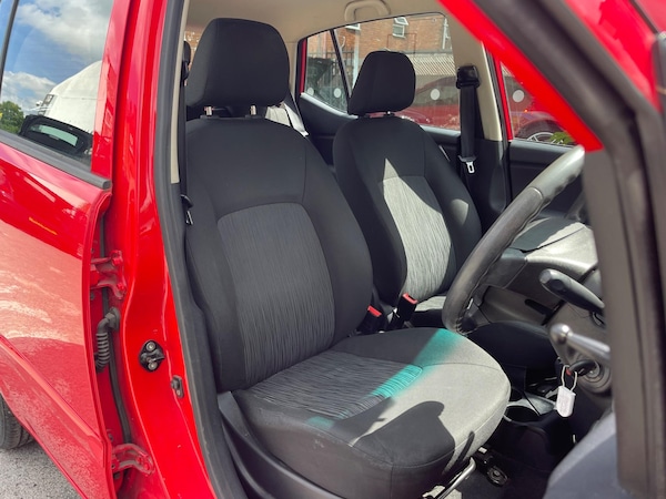 Used Hyundai i10 2012 for sale - 76127457: Photo 10