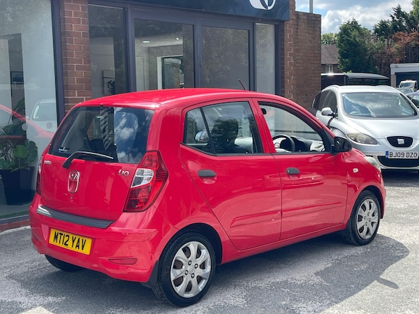 Used Hyundai i10 2012 for sale - 76127457: Photo 8