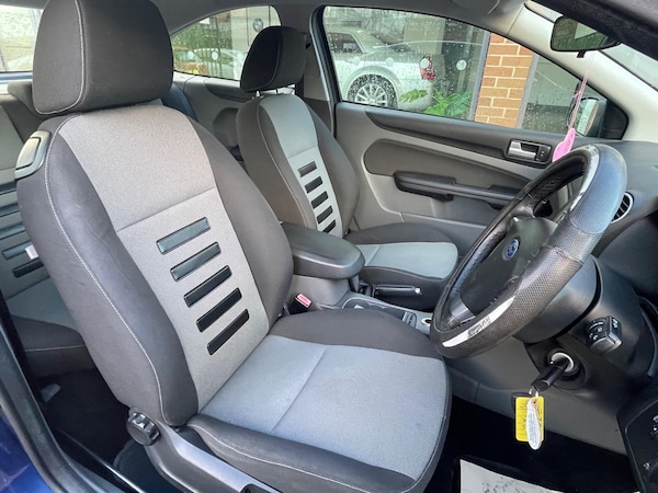 Used Ford Focus 2009 for sale - 76127390: Photo 11