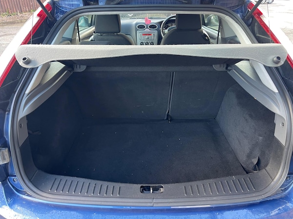 Used Ford Focus 2009 for sale - 76127390: Photo 6