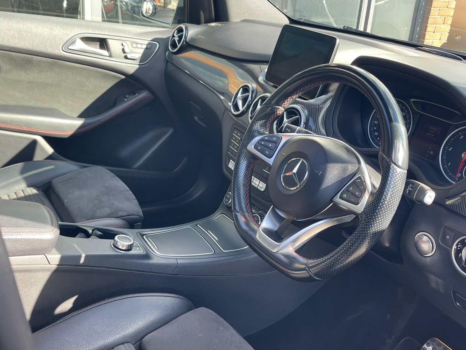 Used Mercedes-Benz B-Class 2018 for sale - 76127389: Photo 13