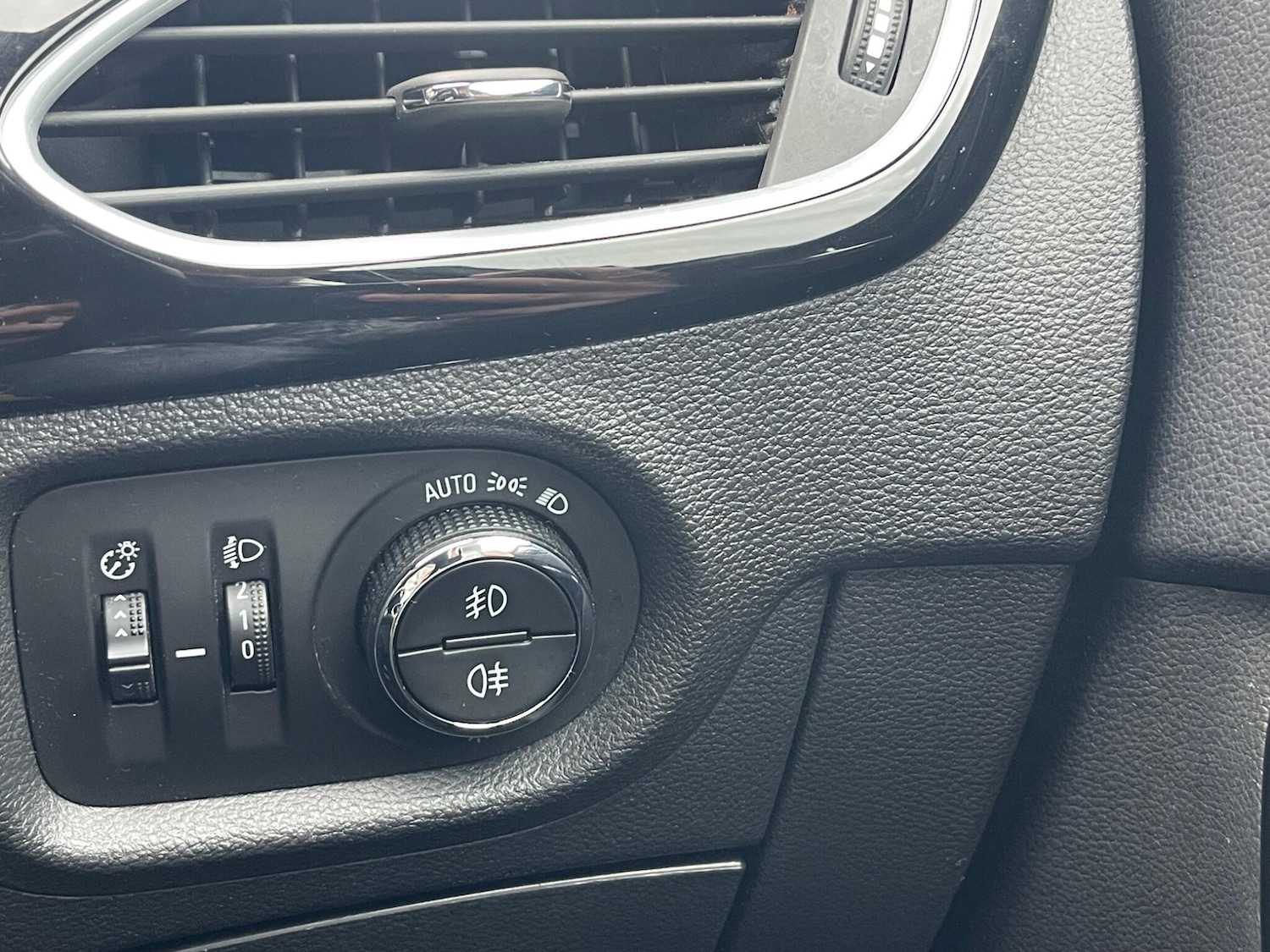 Used Vauxhall Astra 2016 for sale - 76151247: Photo 18