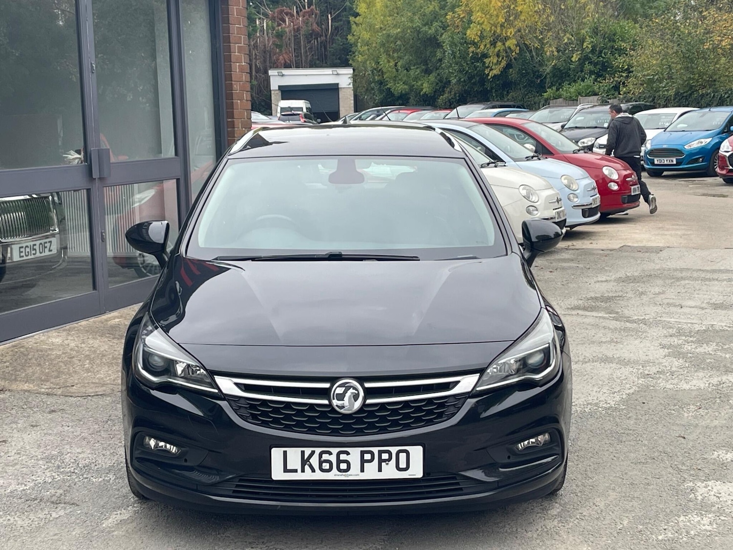 Used Vauxhall Astra 2016 for sale - 76151247: Photo 2