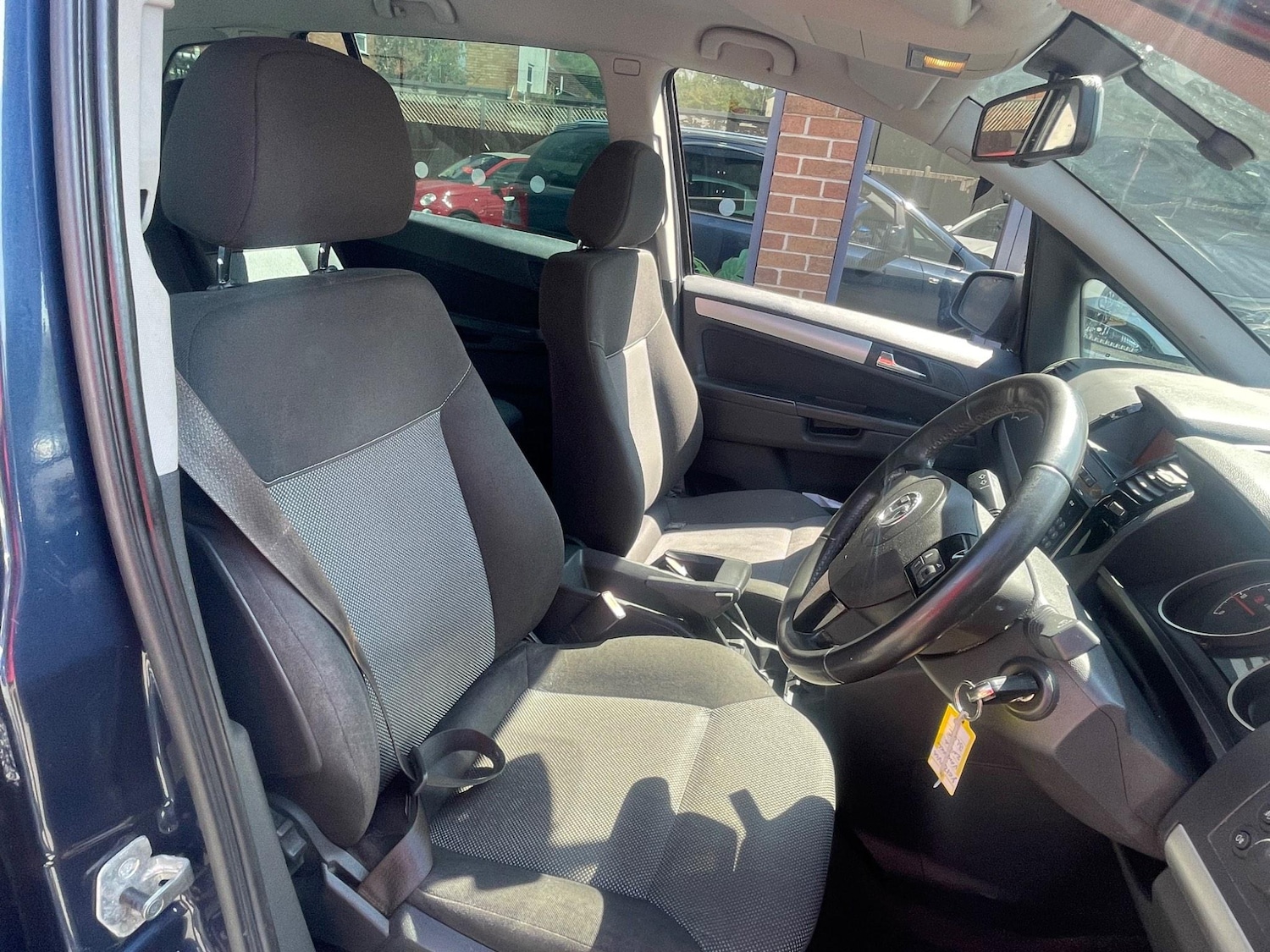 Used Vauxhall Zafira 2012 for sale - 76127483: Photo 11