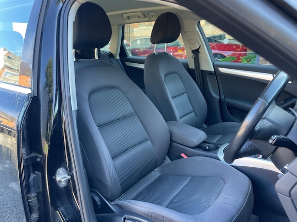 Used Audi A4 Avant 2011 for sale - 76336727: Photo 11
