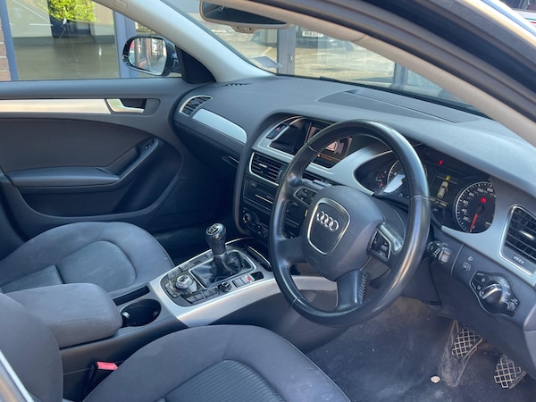 Used Audi A4 Avant 2011 for sale - 76336727: Photo 13
