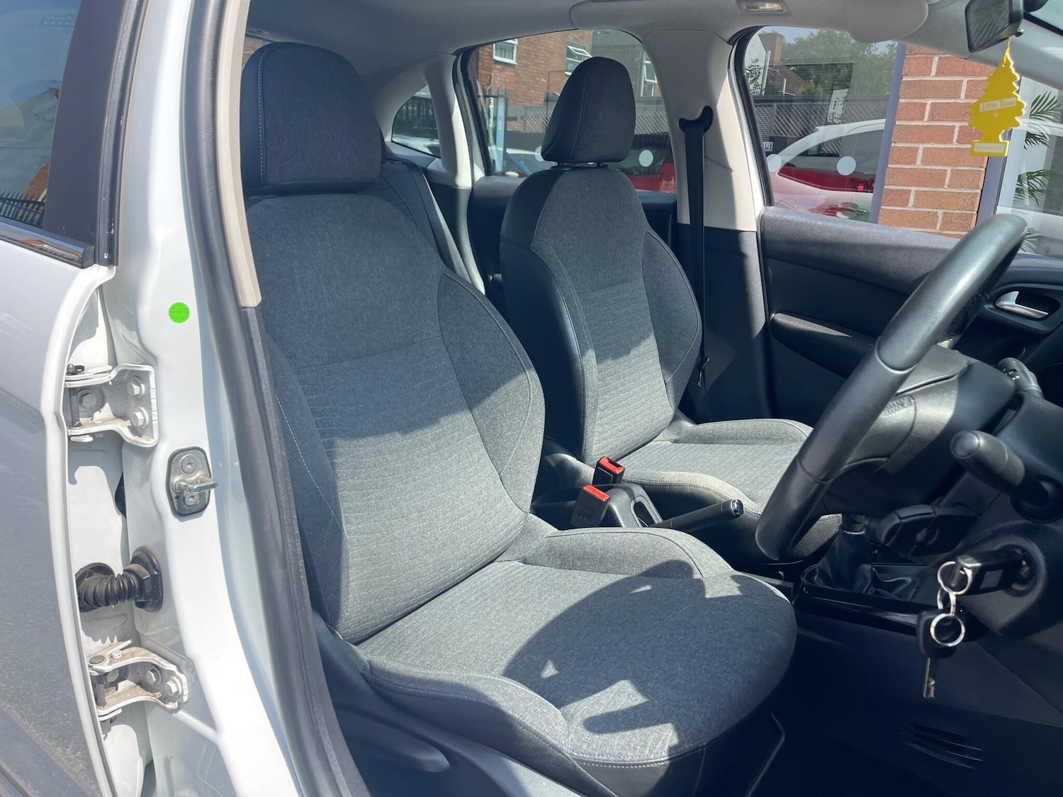 Used Citroen C3 2015 for sale - 76127330: Photo 11