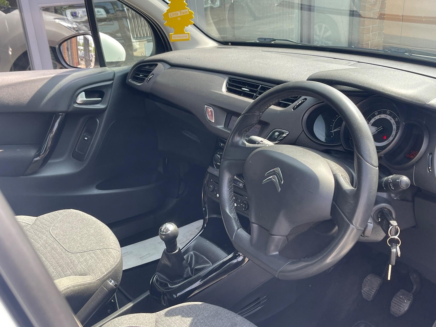 Used Citroen C3 2015 for sale - 76127330: Photo 13