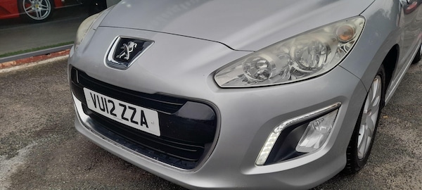 Used Peugeot 308 2012 for sale - 76127473: Photo 11