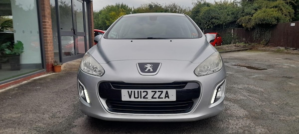 Used Peugeot 308 2012 for sale - 76127473: Photo 3