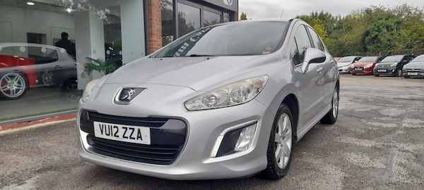 Used Peugeot 308 2012 for sale - 76127473: Photo 4