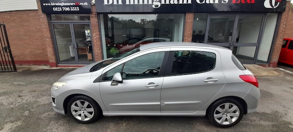 Used Peugeot 308 2012 for sale - 76127473: Photo 8