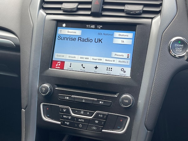 Used Ford Mondeo 2016 for sale - 76127380: Photo 15