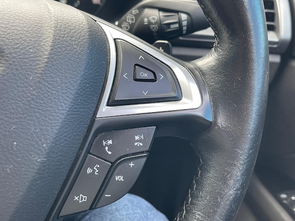 Used Ford Mondeo 2016 for sale - 76127380: Photo 17