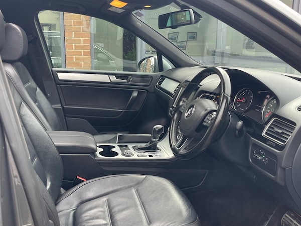 Used Volkswagen Touareg 2014 for sale - 76127338: Photo 16