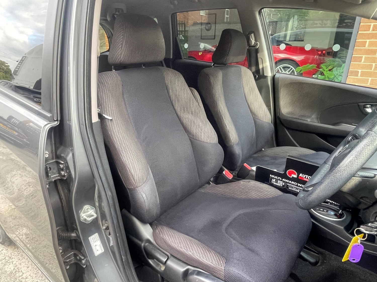 Used Honda Jazz 2015 for sale - 76127335: Photo 11