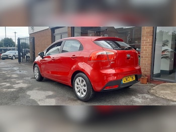 Used Kia Rio 2013 for sale - 76127347: Photo