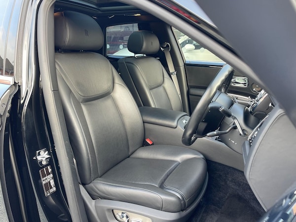 Used Rolls-Royce Ghost 2015 for sale - 76127346: Photo 18