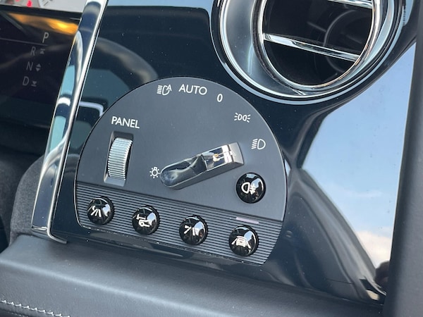 Used Rolls-Royce Ghost 2015 for sale - 76127346: Photo 25