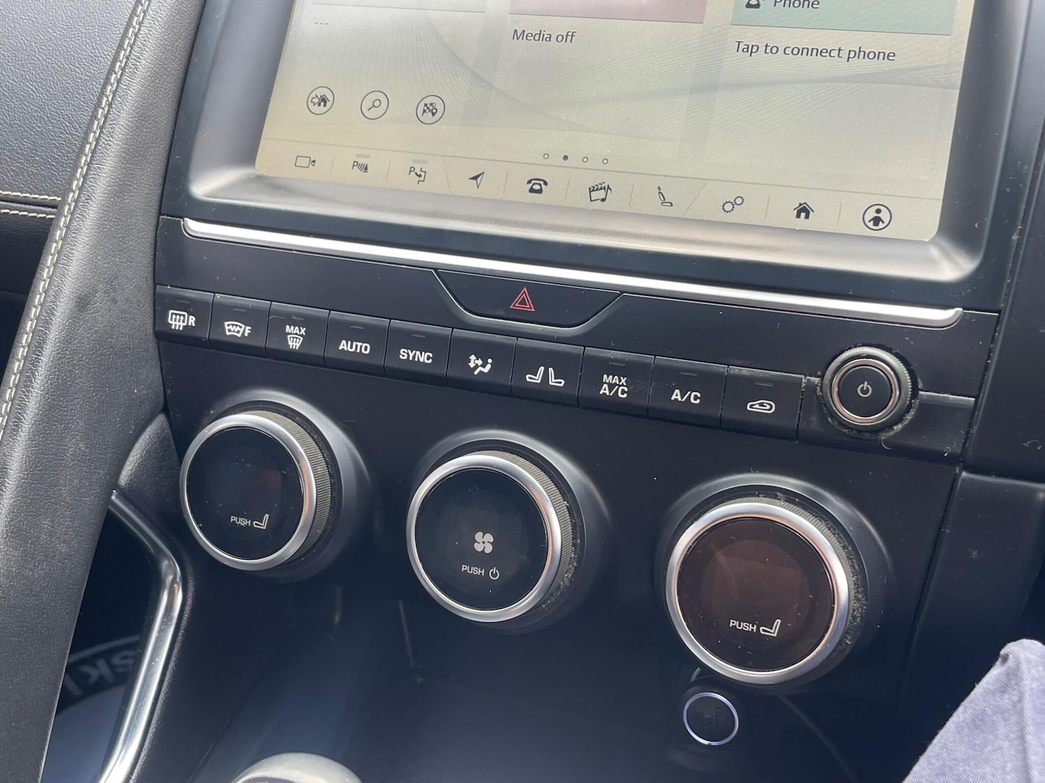 Used Jaguar E-Pace 2019 for sale - 76127348: Photo 20