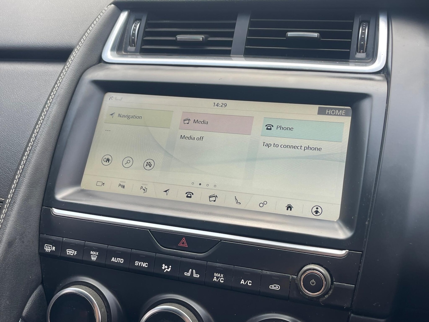 Used Jaguar E-Pace 2019 for sale - 76127348: Photo 22