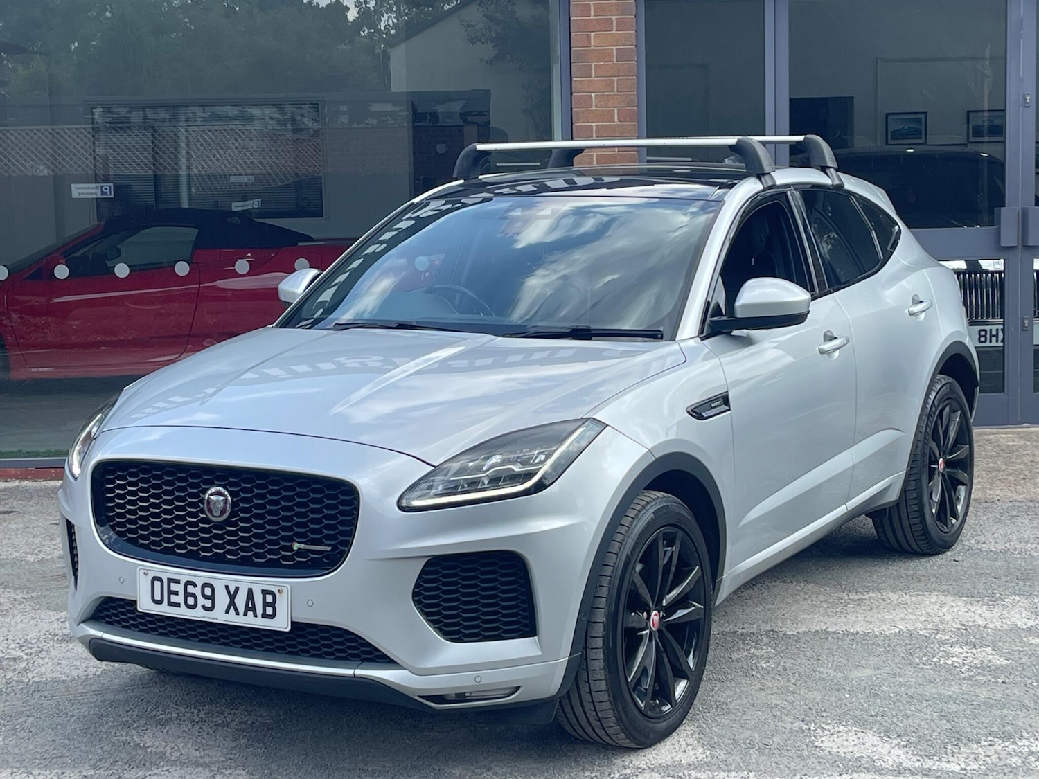 Used Jaguar E-Pace 2019 for sale - 76127348: Photo 3