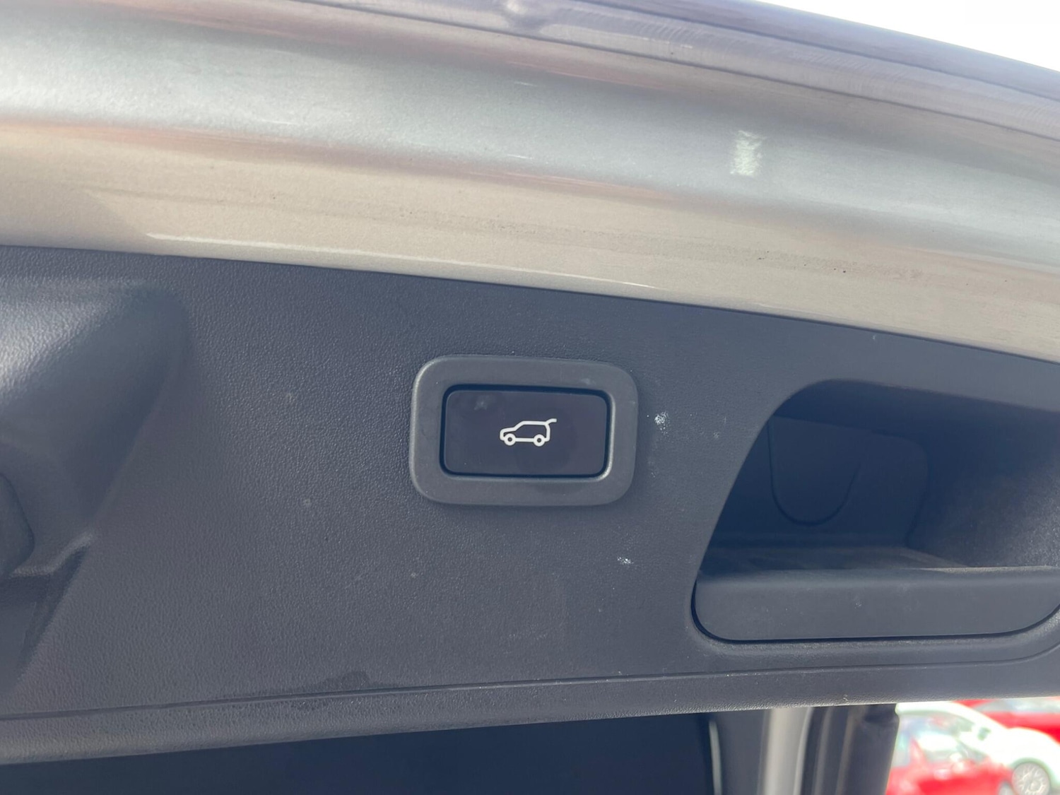Used Jaguar E-Pace 2019 for sale - 76127348: Photo 8
