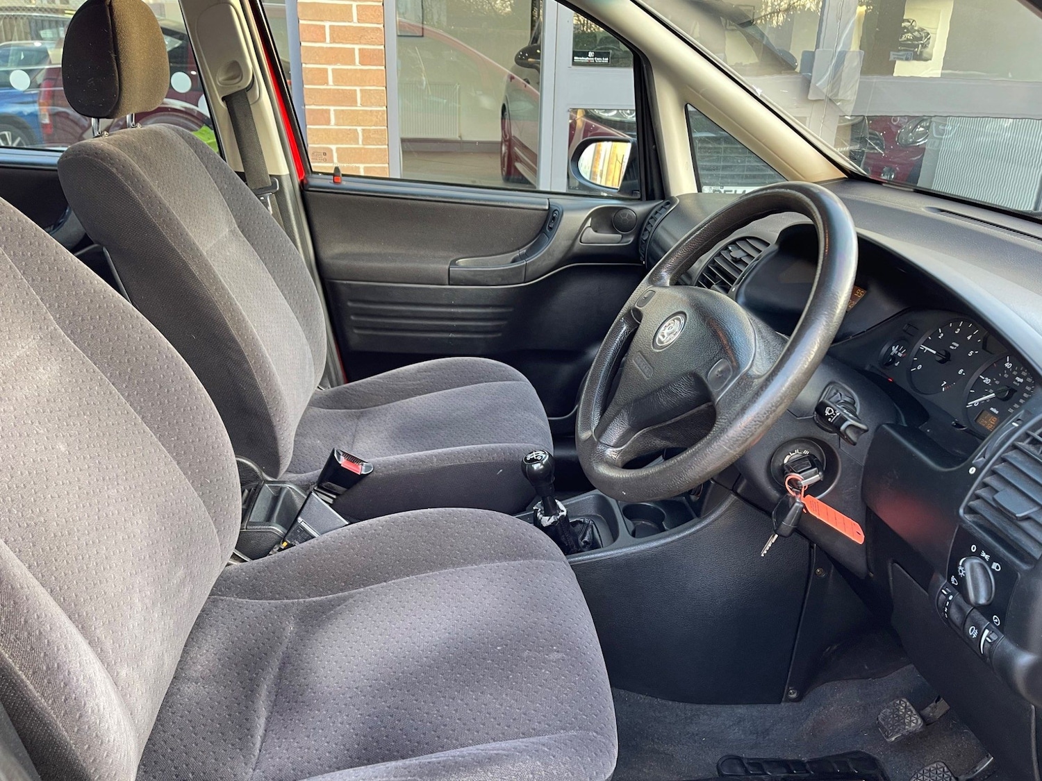 Used Vauxhall Zafira 2002 for sale - 76127341: Photo 12