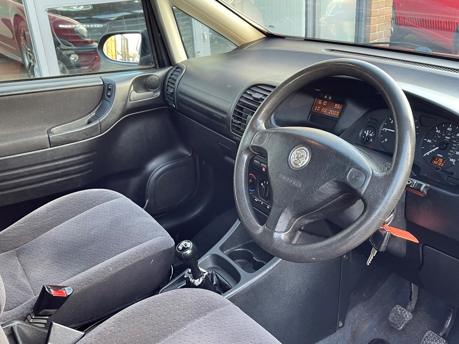 Used Vauxhall Zafira 2002 for sale - 76127341: Photo 13