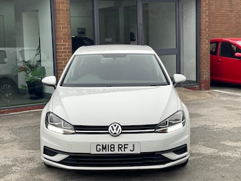 Used Volkswagen Golf 2018 for sale - 76127365: Photo 2