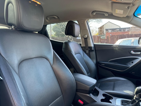 Used Hyundai Santa Fe 2017 for sale - 76127412: Photo 13