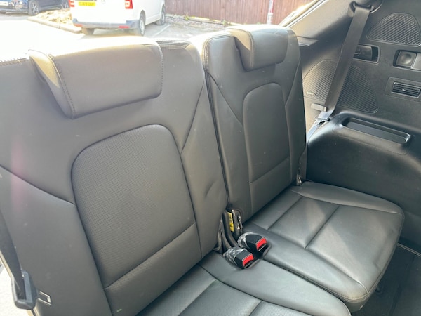 Used Hyundai Santa Fe 2017 for sale - 76127412: Photo 16
