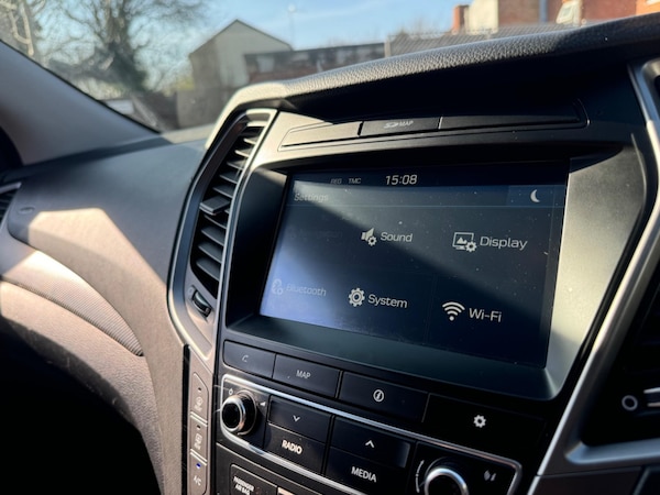 Used Hyundai Santa Fe 2017 for sale - 76127412: Photo 20