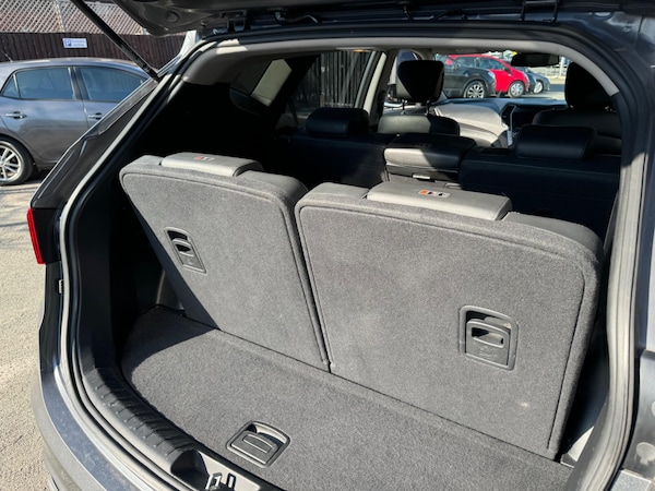 Used Hyundai Santa Fe 2017 for sale - 76127412: Photo 23