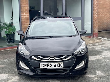 Used Hyundai i30 2013 for sale - 76127414: Photo 2