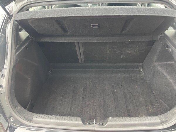 Used Hyundai i30 2013 for sale - 76127414: Photo 6