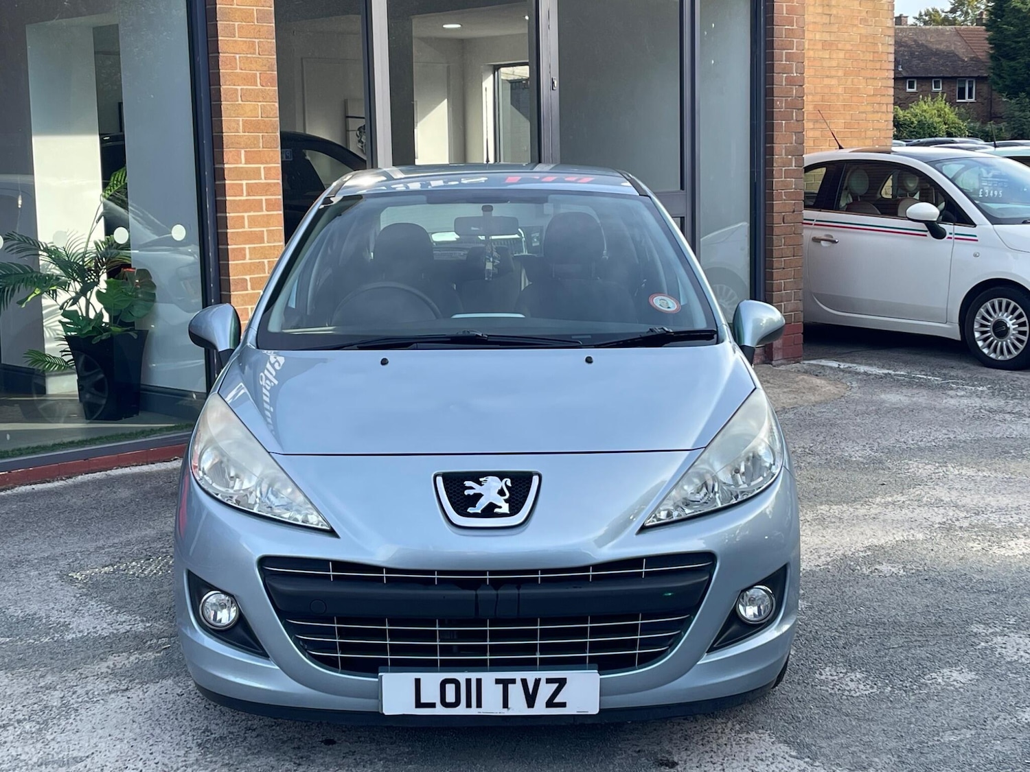 Used Peugeot 207 2011 for sale - 76127415: Photo 2