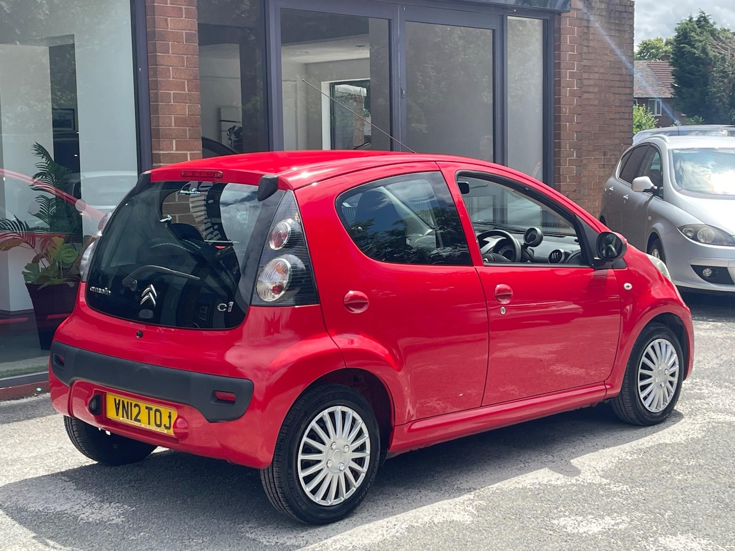 Used Citroen C1 2012 for sale - 76127343: Photo 8