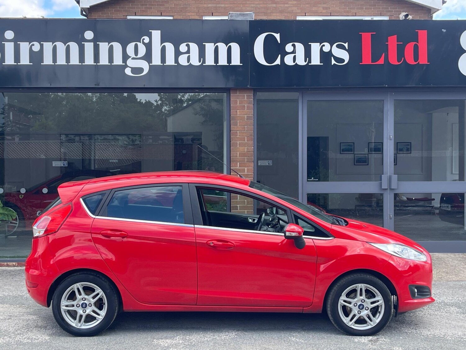 Used Ford Fiesta 2014 for sale - 76127342: Photo 9