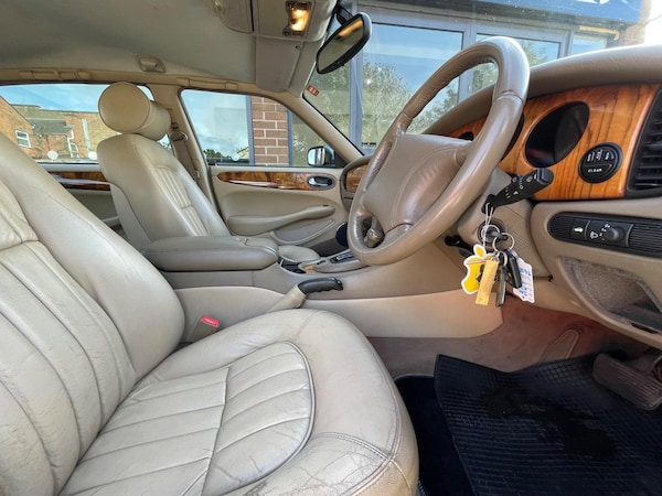 Used Jaguar XJ 1999 for sale - 76127418: Photo 13