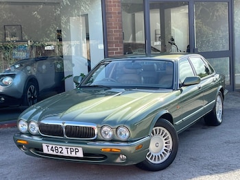 Used Jaguar XJ 1999 for sale - 76127418: Photo 2