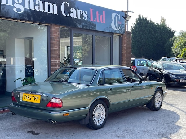 Used Jaguar XJ 1999 for sale - 76127418: Photo 9