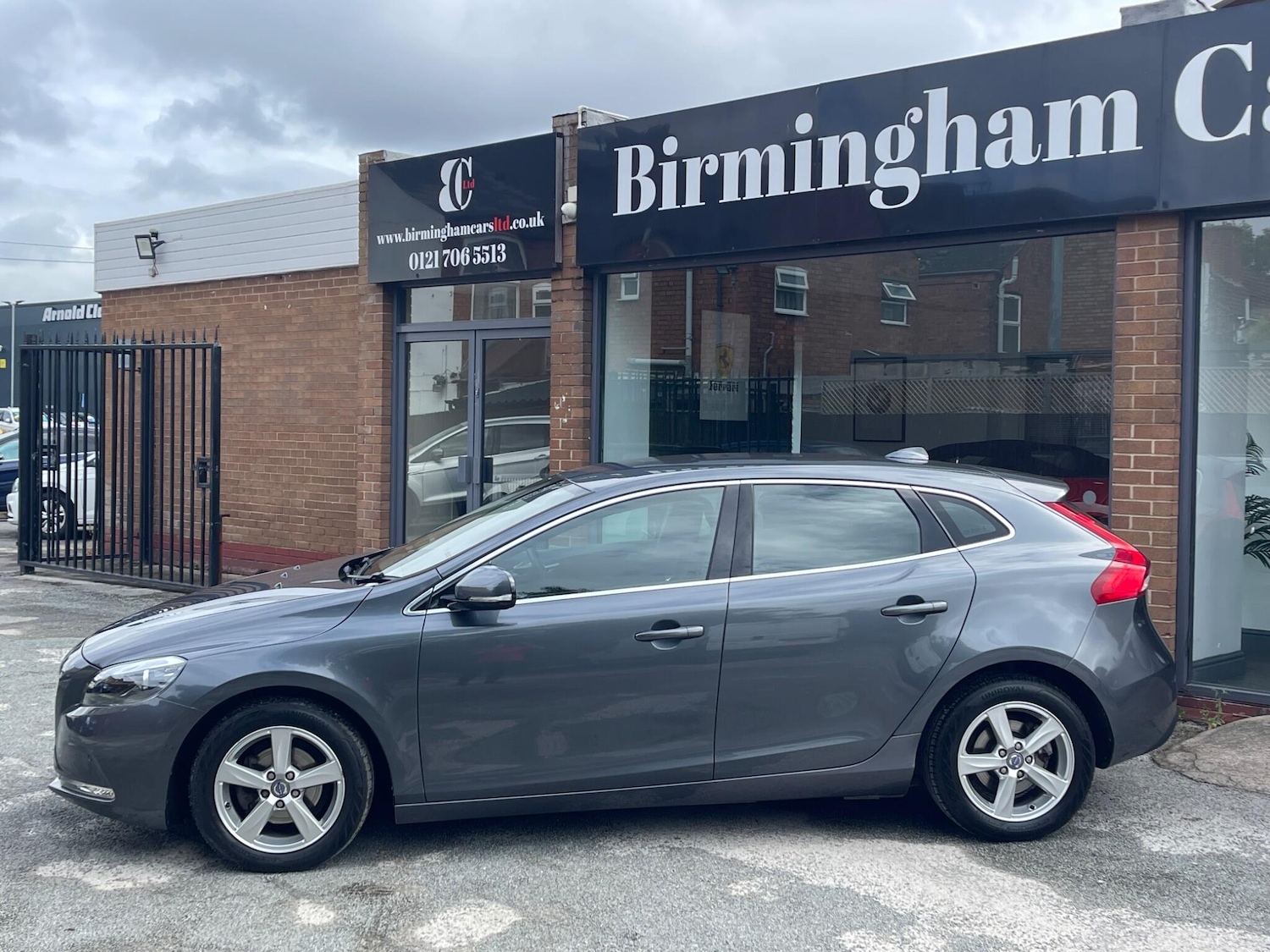 Used Volvo V40 2012 for sale - 76127382: Photo 22