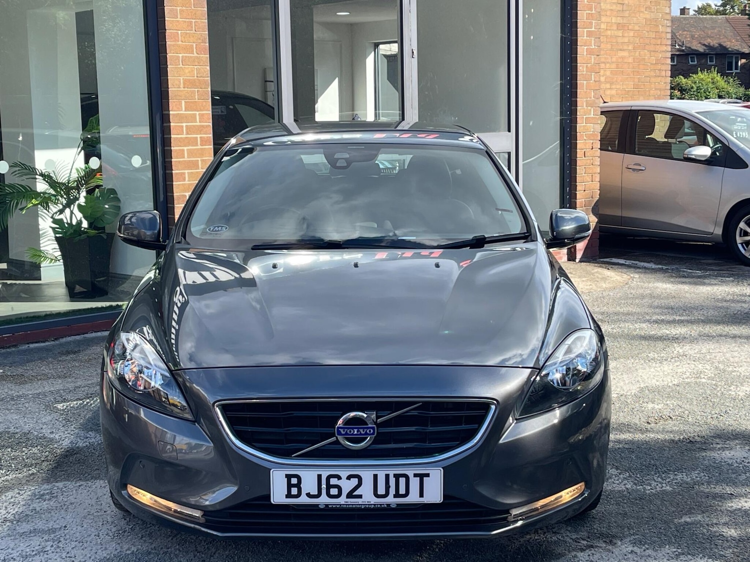Used Volvo V40 2012 for sale - 76127382: Photo 4
