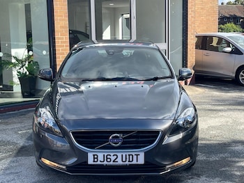 Used Volvo V40 2012 for sale - 76127382: Photo 4
