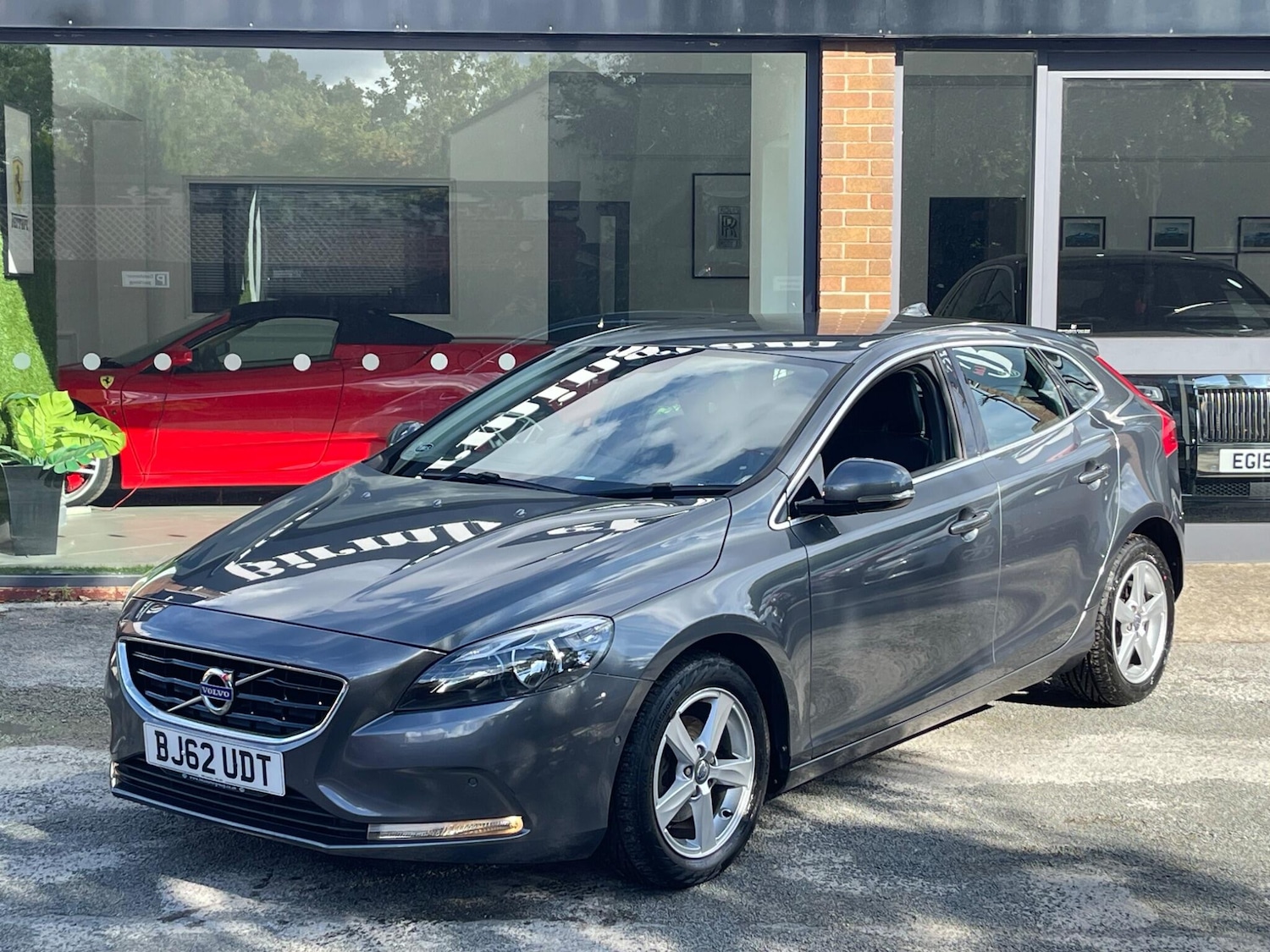 Used Volvo V40 2012 for sale - 76127382: Photo 5