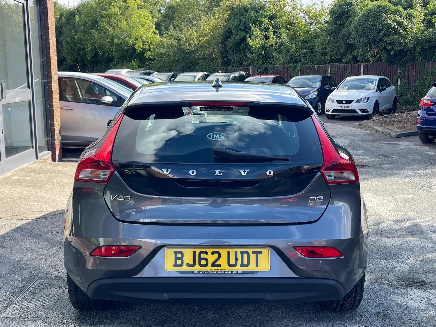 Used Volvo V40 2012 for sale - 76127382: Photo 9