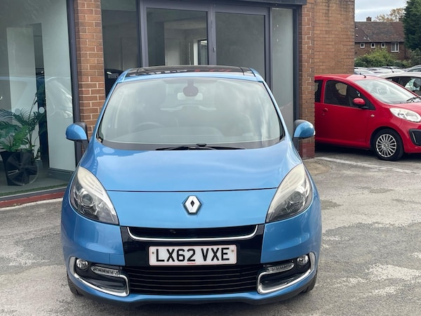 Used Renault Scenic 2013 for sale - 76167360: Photo 2
