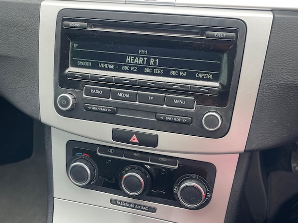 Used Volkswagen Passat 2014 for sale - 76127379: Photo 16