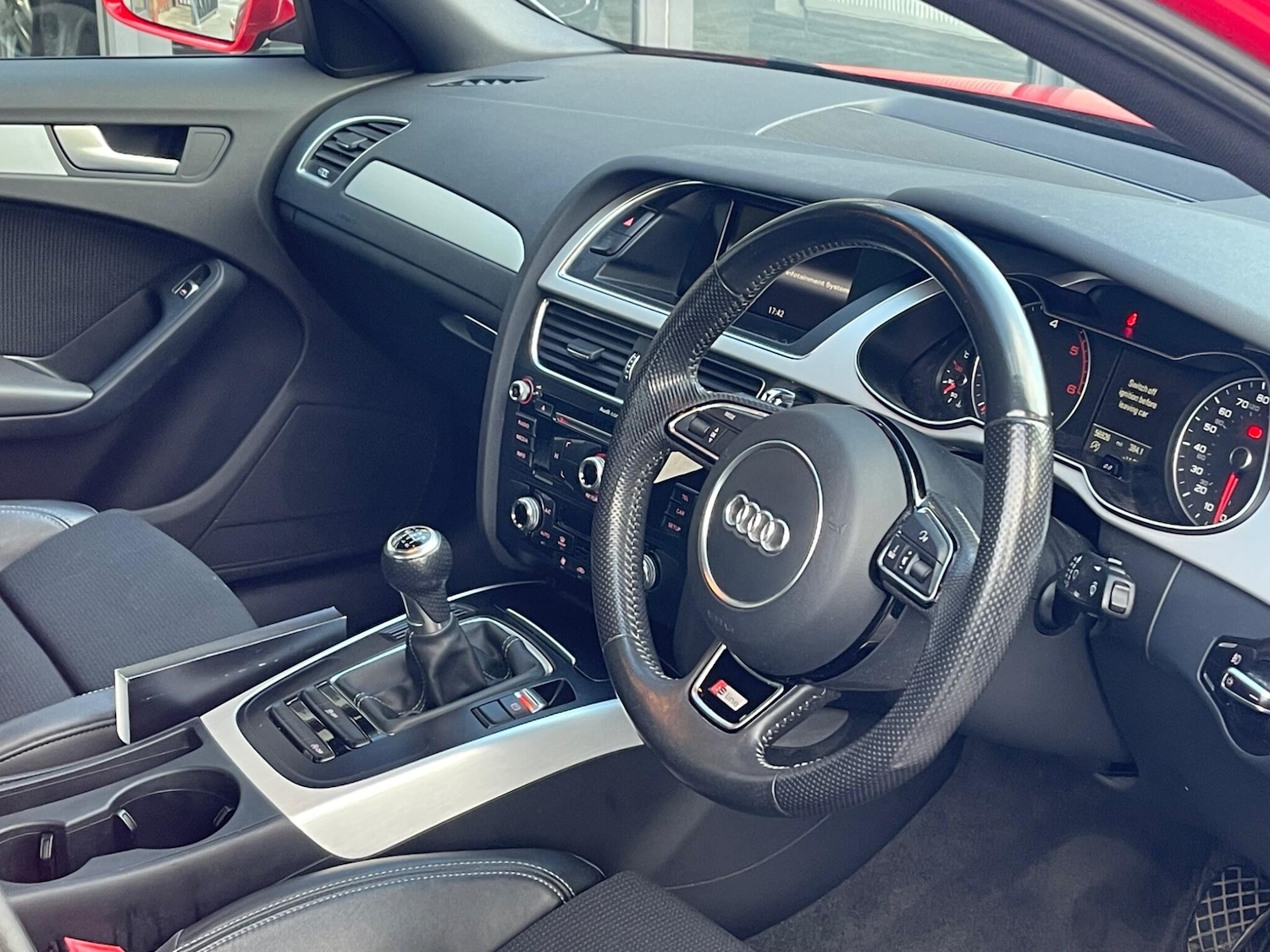 Used Audi A4 2015 for sale - 76127384: Photo 14